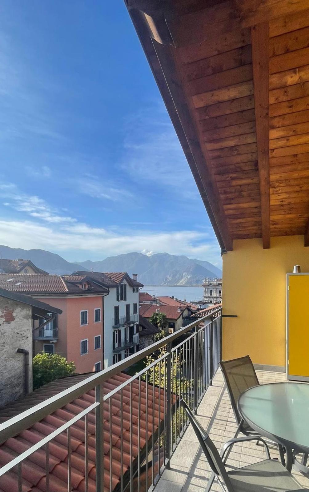 Penthouse Federico With Lake View - Residenza Silvana Verbania Exterior foto
